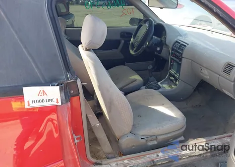 1993 Geo Metro Lsi Sprint Cl from USA, damaged, VIN JG1MR3365PK209184